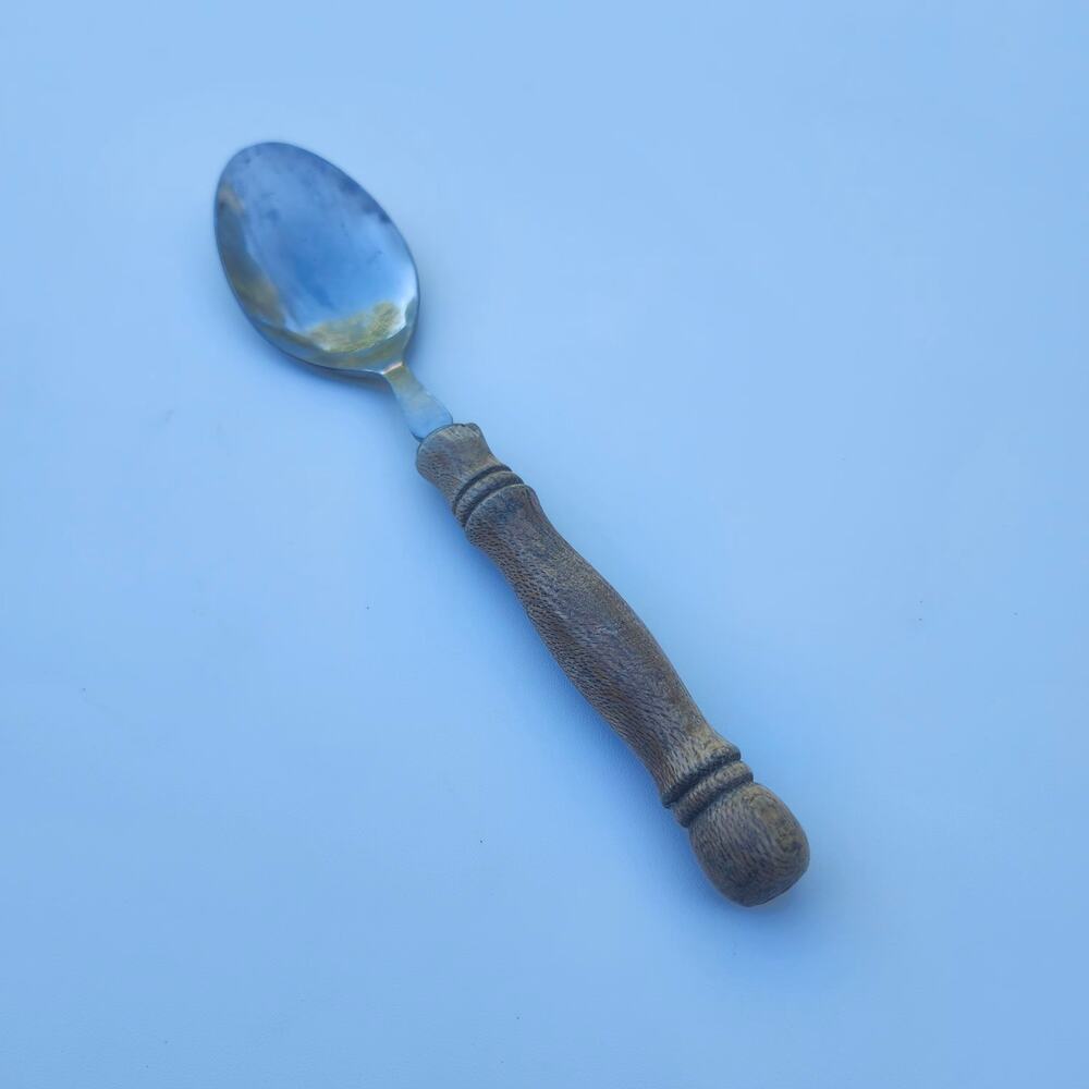 Lifetime Old Homestead Stainless Oval Soup Spoon Wood Handle Taiwan 7 3/8 In